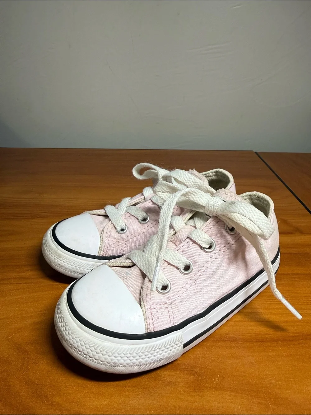 Converse Chuck Taylor All Star Toddler Kids Light Pink Lace Up Sneaker Shoe 8